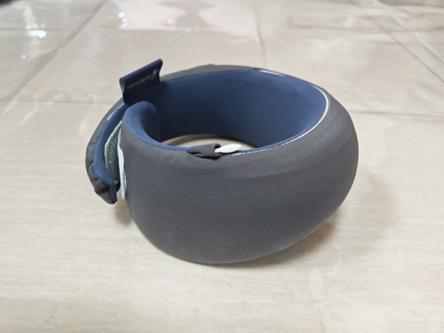 S SECRETLAND Novelty pillows